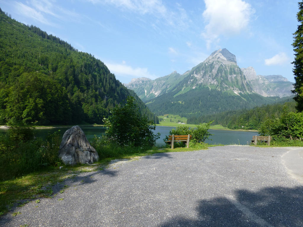 Berghotel Obersee Näfels Екстериор снимка